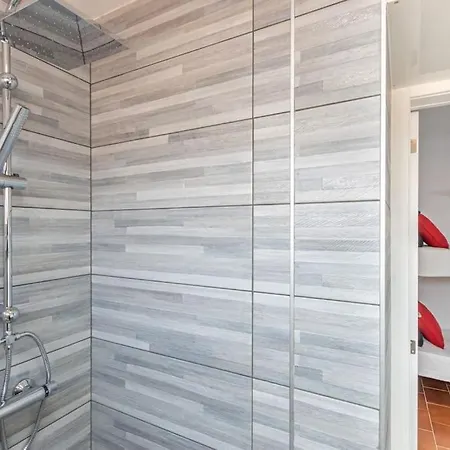 141-empurialola- Con Piscinas En El Centro Y Cerca Del Mar إمبوريابرافا