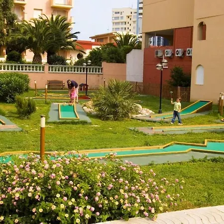 Διαμέρισμα 141-empurialola- Con Piscinas En El Centro Y Cerca Del Mar *
